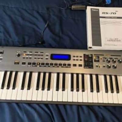 Roland RS-70 61-Key Synthesizer 2003 - 2004 - Silver