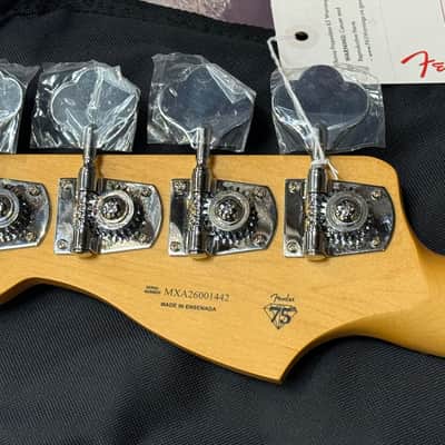 2026 Fender 75th Anniversary Player II Precision Bass Diamond Dust Sparkle New Unplayed 8lbs12oz Auth Dlr #442 image 22