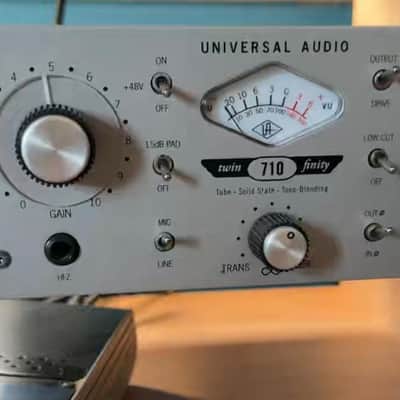 Universal Audio 710 Twin - Finity Microphone Preamp image 2