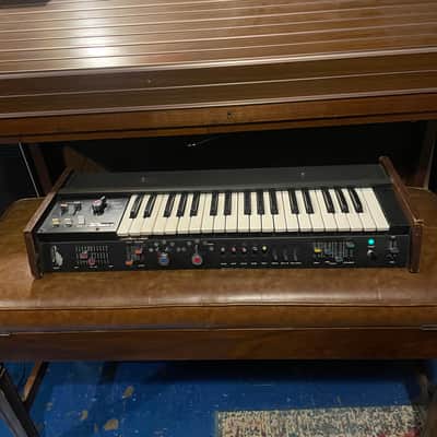 Korg MiniKORG 700S 37-Key Analog Synthesizer