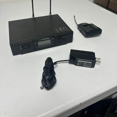 Audio-Technica UHF Synthesized Diversity Receiver ATW-3100/ ATW-T310 UHF Transmitter image 1