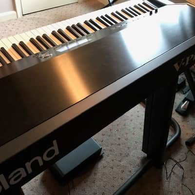 Roland V-Piano Digital Stage Piano image 6