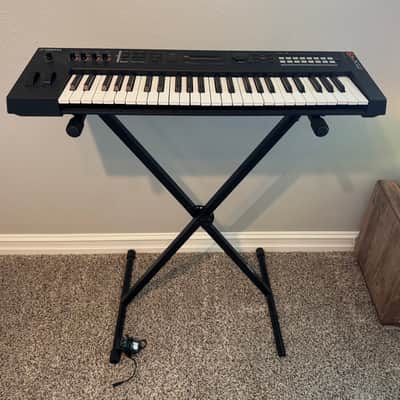 Yamaha MX49 Synthesizer With Stand + Power Cable 2016 - Present - Black