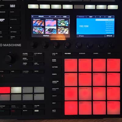 Native Instruments Maschine MKIII 2010s - Black image 3