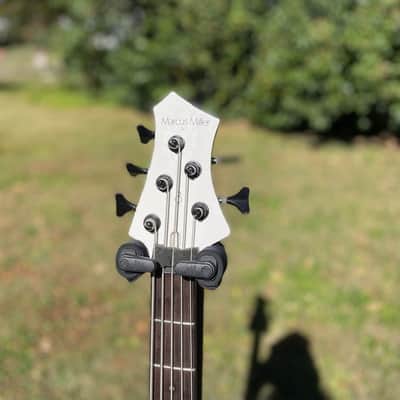 Sire 2nd Generation Marcus Miller M2 WHP 5-String with Rosewood Fretboard- White Pearl image 4