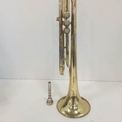 Yamaha YTR-232 Trumpet w/ Yamaha Case and Mouthpiece, good playing condition image 10