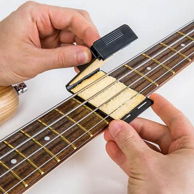 RockCare StringJet 64, StringCleaner 6 string Guitar + 4 string Bass image 3
