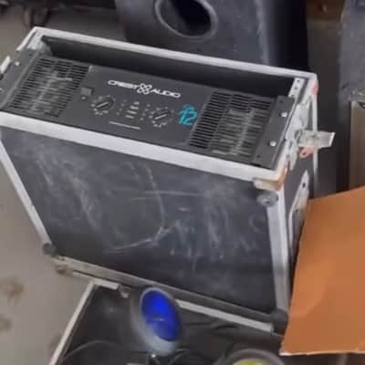 Crest Audio CA12 2200-Watt Power Amplifier 2000s - Black image 2