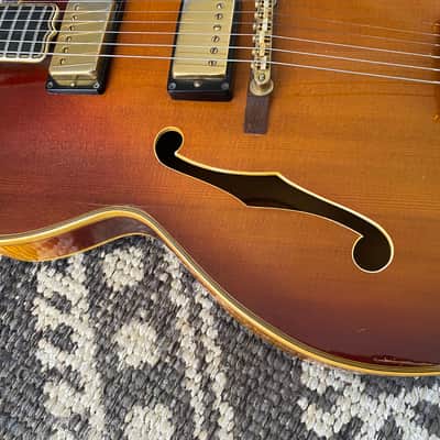Gibson Byrdland 1970 - sunburst image 4