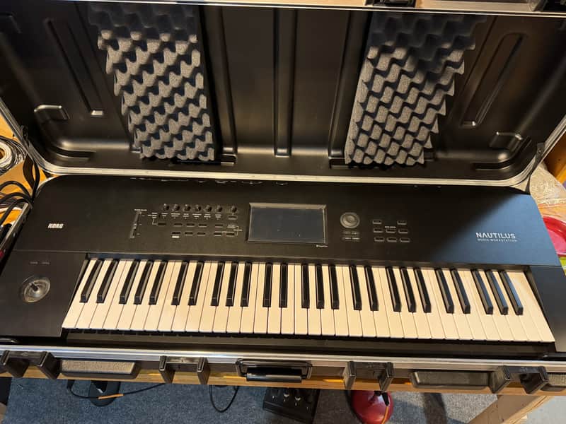 Korg Nautilus 61-Key Music Workstation