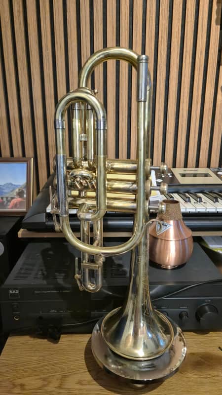 Frank Holton & Co Vintage Collegiate Cornet '60s' Brass image 1