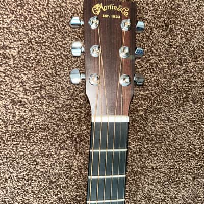 Martin D JR-E Dreadnought Junior Electro Acoustic Guitar  2017 - Natural image 9