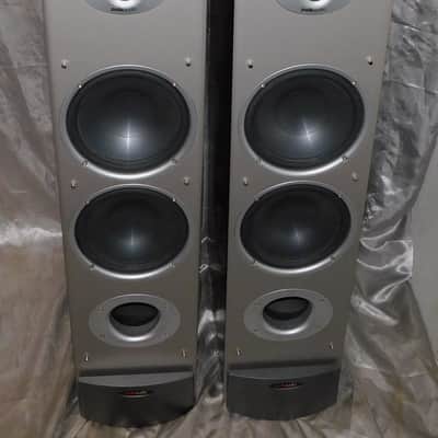 Polk RTi10 home floor speakers image 1