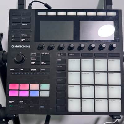Native Instruments Maschine MKIII | Reverb