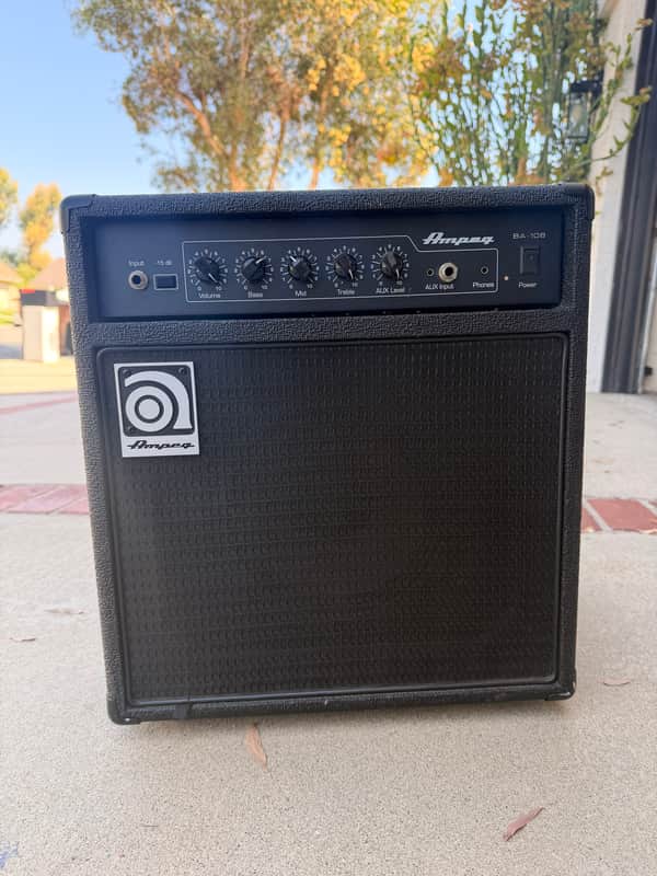 Ampeg BA-108v2 20-Watt 1x8" Bass Combo