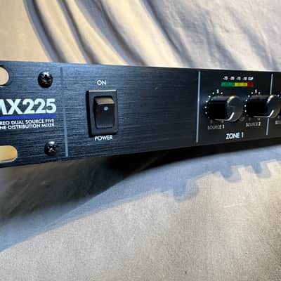 ART MX225 Stereo Dual-Source 5-Zone Distribution Mixer Bild 2
