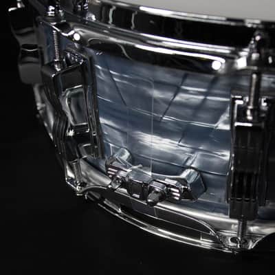 Ludwig 14" x 5" Classic Maple Snare Drum, Sky Blue Pearl image 4