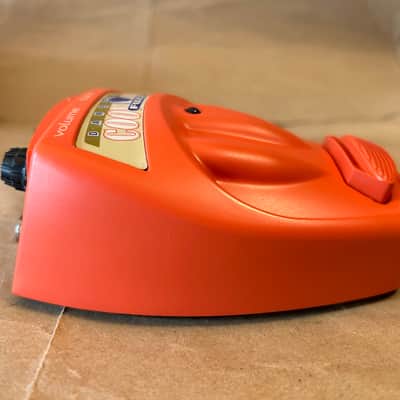 Danelectro Cool Cat Fuzz 2010s - Orange Very Good Condition 1st Version 1V True Bypass NOS Mint in box with all papers image 7
