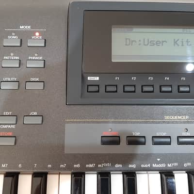 Yamaha QS-300 1995 - Black image 1
