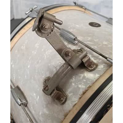 Used Vintage Gretsch Round Badge Bass Drum 22x14 White Marine Pearl - Fair image 4