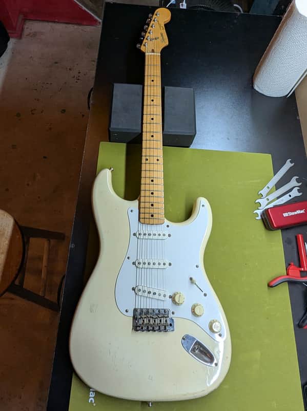 1985 Squier by Fender Stratocaster – Made in Japan (A-Serial, Fujigen image 1