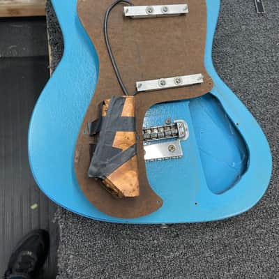 Danelectro Hawk 2N-12, 12 String 1967 - 1969 - Blue / Turquoise image 9