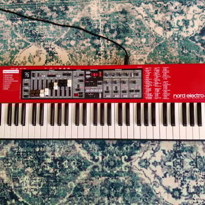 Nord Electro 4D SW61 Semi-Weighted 61-Key with Synthcloud libraries e bag