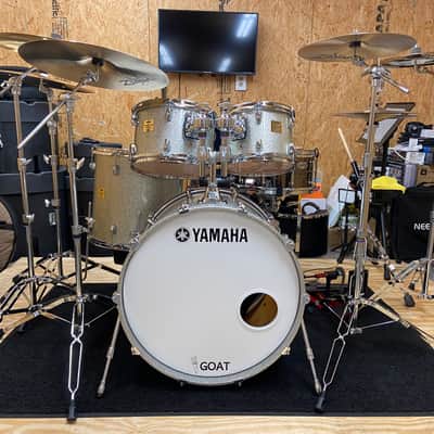 Yamaha Maple Custom Absolute Drum Set with hardware image 1