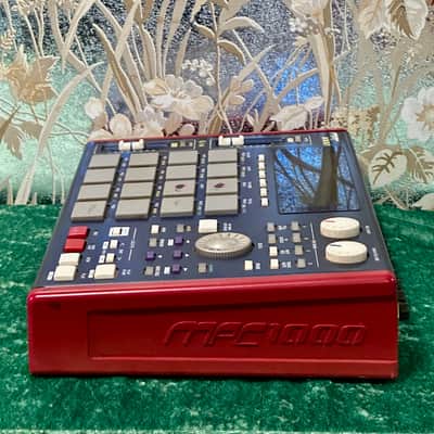 Akai MPC1000 Music Production Center 2004 - 2013 - Blue image 3