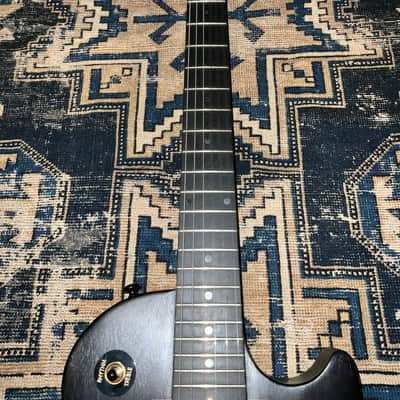 2021 Gibson Demo Shop Les Paul Raven Modified Tribute Flamed Neck Black & Gold image 24