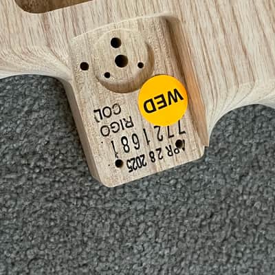 Fender American Reissue style 70s Stratocaster guitar body unfinished ash image 4