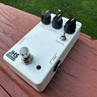 JHS 3 Series Octave Reverb 2022 - Present - White image 2