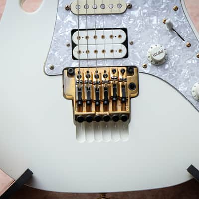 IBANEZ MIJ JEM7V-WH Steve Vai Signature "White + Rosewood" (2006) image 7