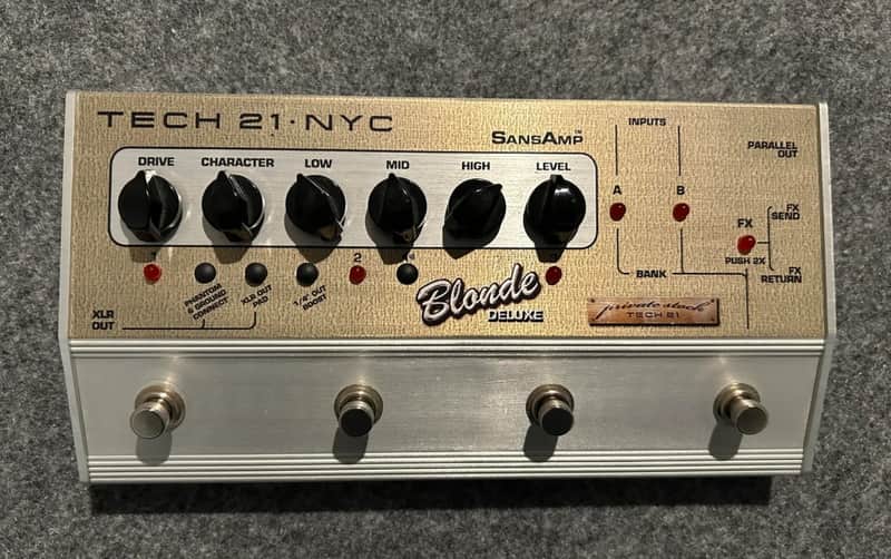 Tech 21 Blonde deluxe 2010's image 1