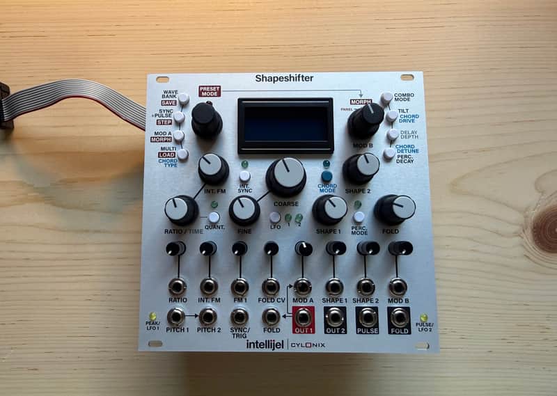 Intellijel Cylonix Shapeshifter Dual Wavetable VCO Eurorack Synth Module 2015 - Present - Silver image 1