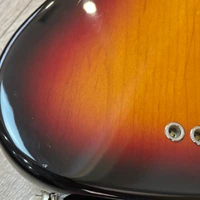 Fender American Series Jazz Bass USA – 3-Color Sunburst – Rosewood – Fender Hard Case image 13