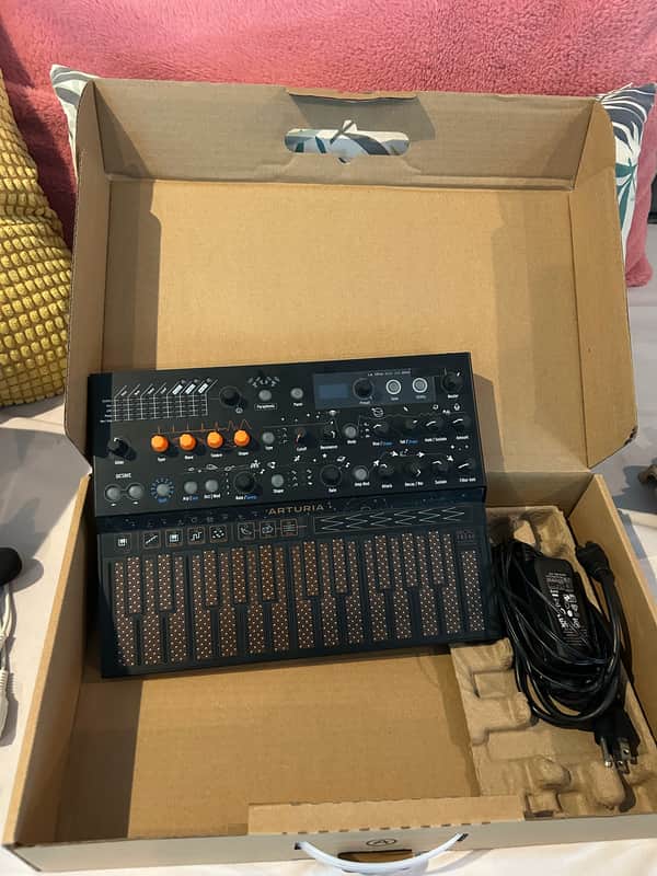 Arturia MicroFreak Stellar 25-Key Algorithmic Synthesizer 2023 - Present - Black