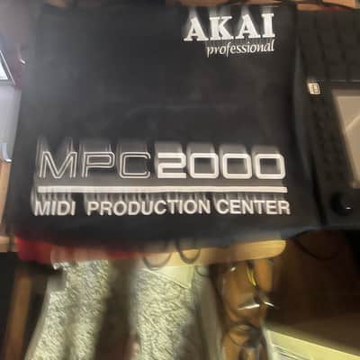 Akai MPC2000 MIDI Production Center 1997 - 2001 - Grey image 5