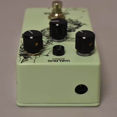 Walrus Audio Voyager Preamp/Overdrive Effect Pedal Green w/Box image 4