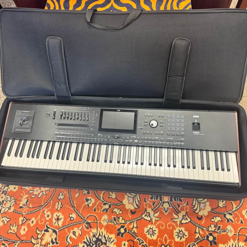 Korg Pa5X88 88-Key Professional Arranger Keyboard 2022 - Present - Black image 1