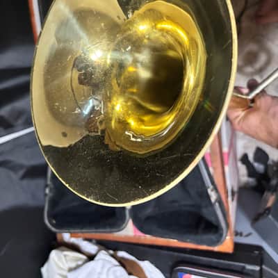 King 606 Student Model Tenor Trombone 2010s - Clear-Lacquered Brass image 8