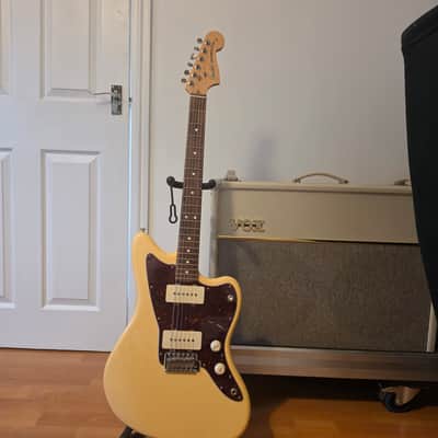 Fender American Performer Jazzmaster with Rosewood Fretboard 2018 - Present - Vintage White image 1