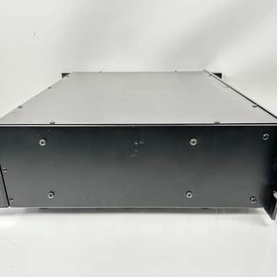 Yamaha Power Amplifier P2500 image 4