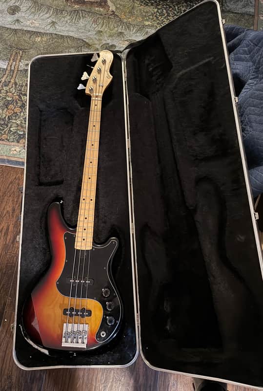 Yamaha Super Bass SB600