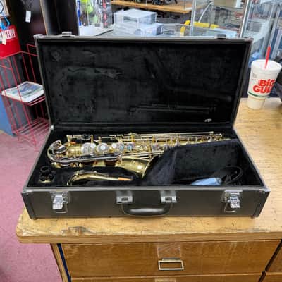 Used Yamaha YAS-23 Alto Sax Saxophone with Case Mouthpiece Neck Strap Just Serviced image 1
