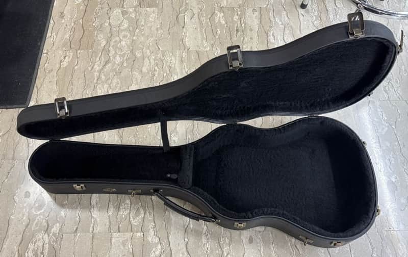Alhambra 9650 Case Hard case for 4/4 classical and flamenco guitars image 1