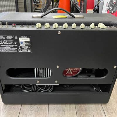 Fender Hot Rod Deluxe IV 3-Channel 40-Watt 1x12" Guitar Combo 2018 - Present - Black image 2