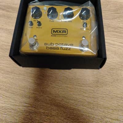 MXR M287 Sub Octave Bass Fuzz 2016 - Present - Orange