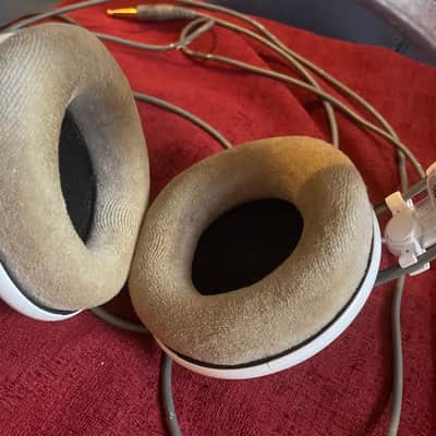 AKG K701 Open-Back Studio Reference Headphones 2010s - Black image 4
