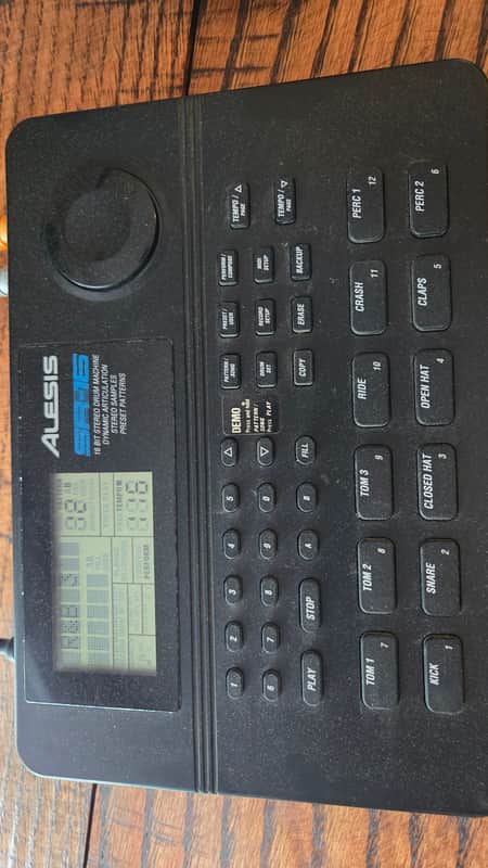 Alesis SR-16 Drum Machine 2010s - Black image 1